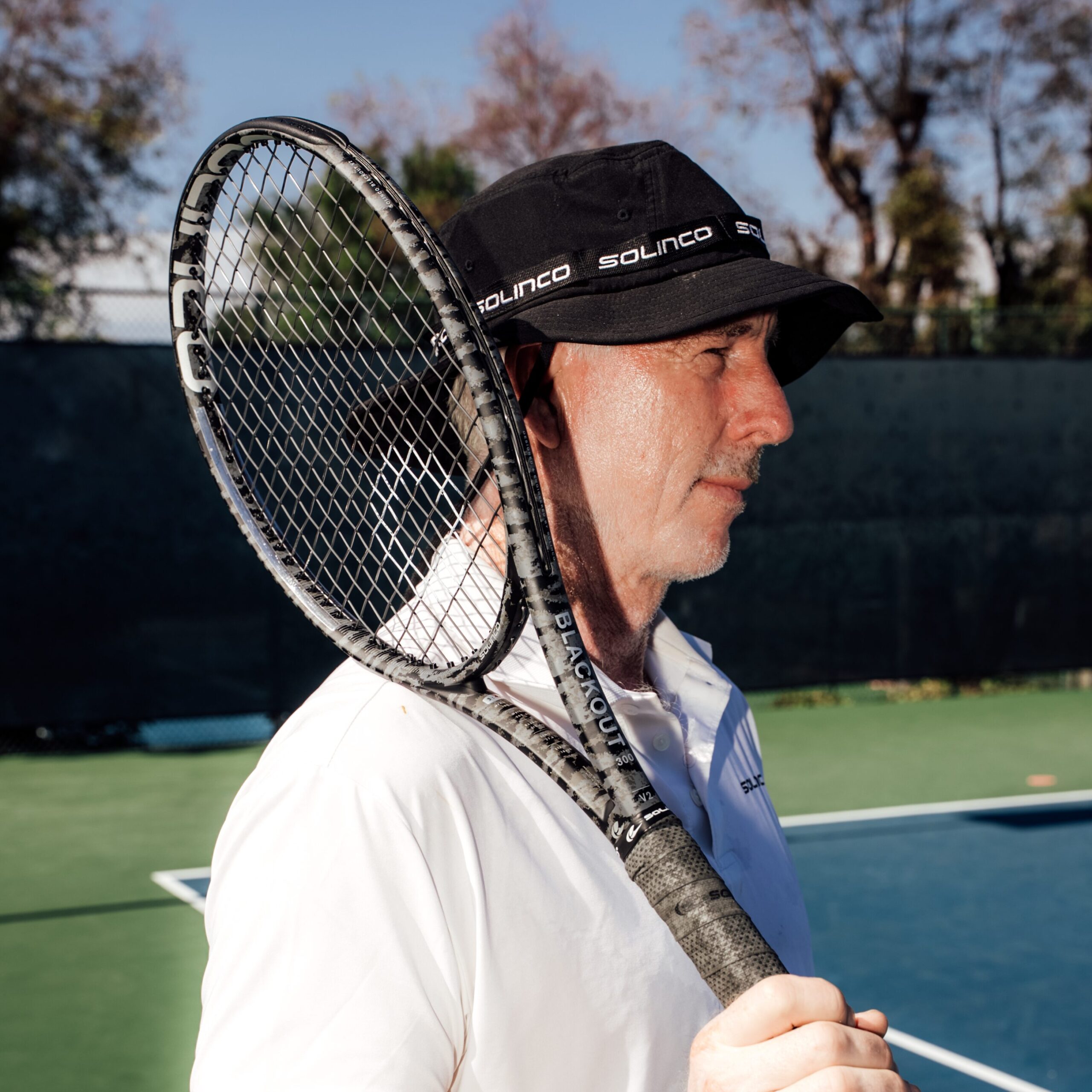 solinco-blackout-v2-300-racchetta-tennis-100-in-16x19 image 5