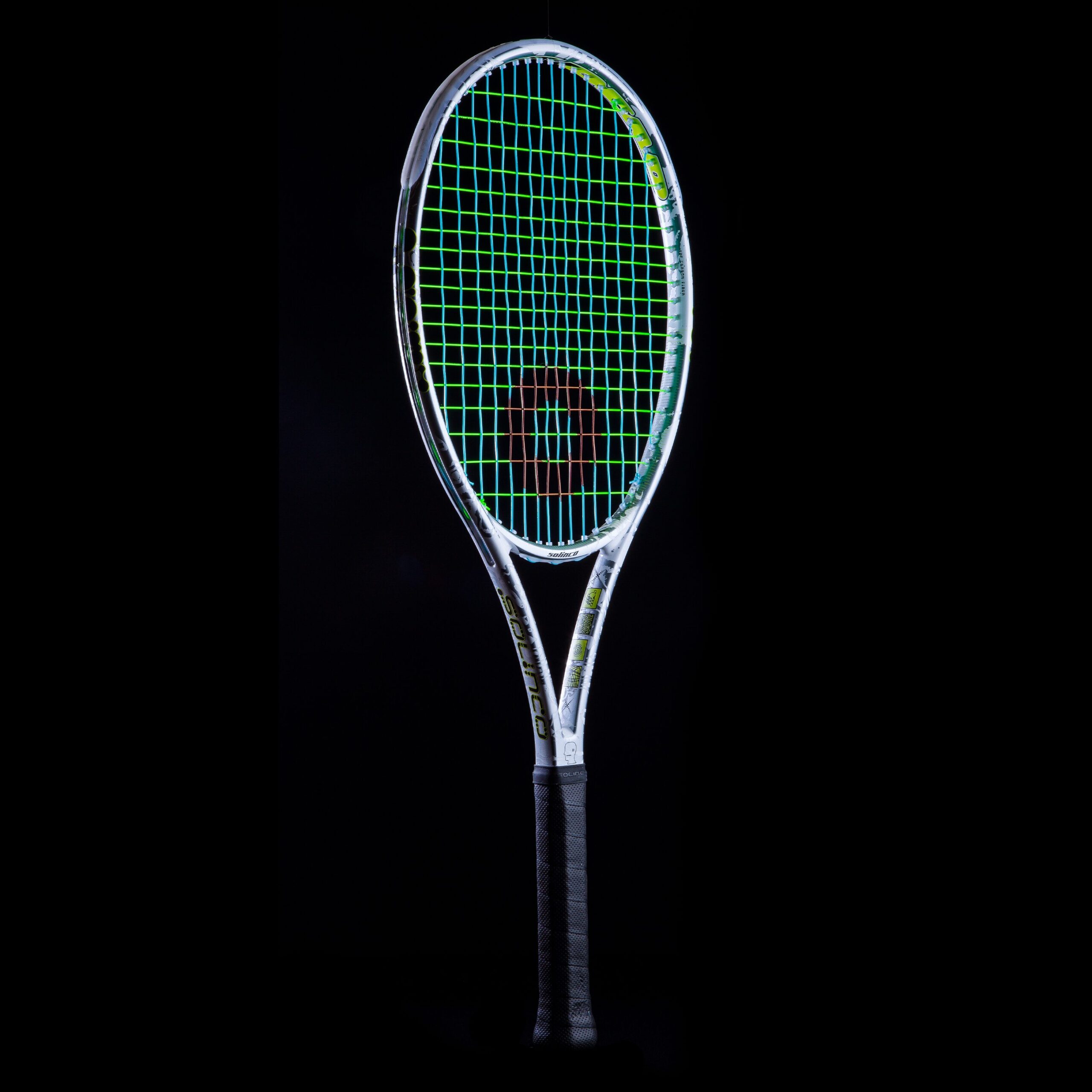 solinco-x-brain-dead-whiteout-v2-305g-racchetta-tennis-edizione-limitata image 1