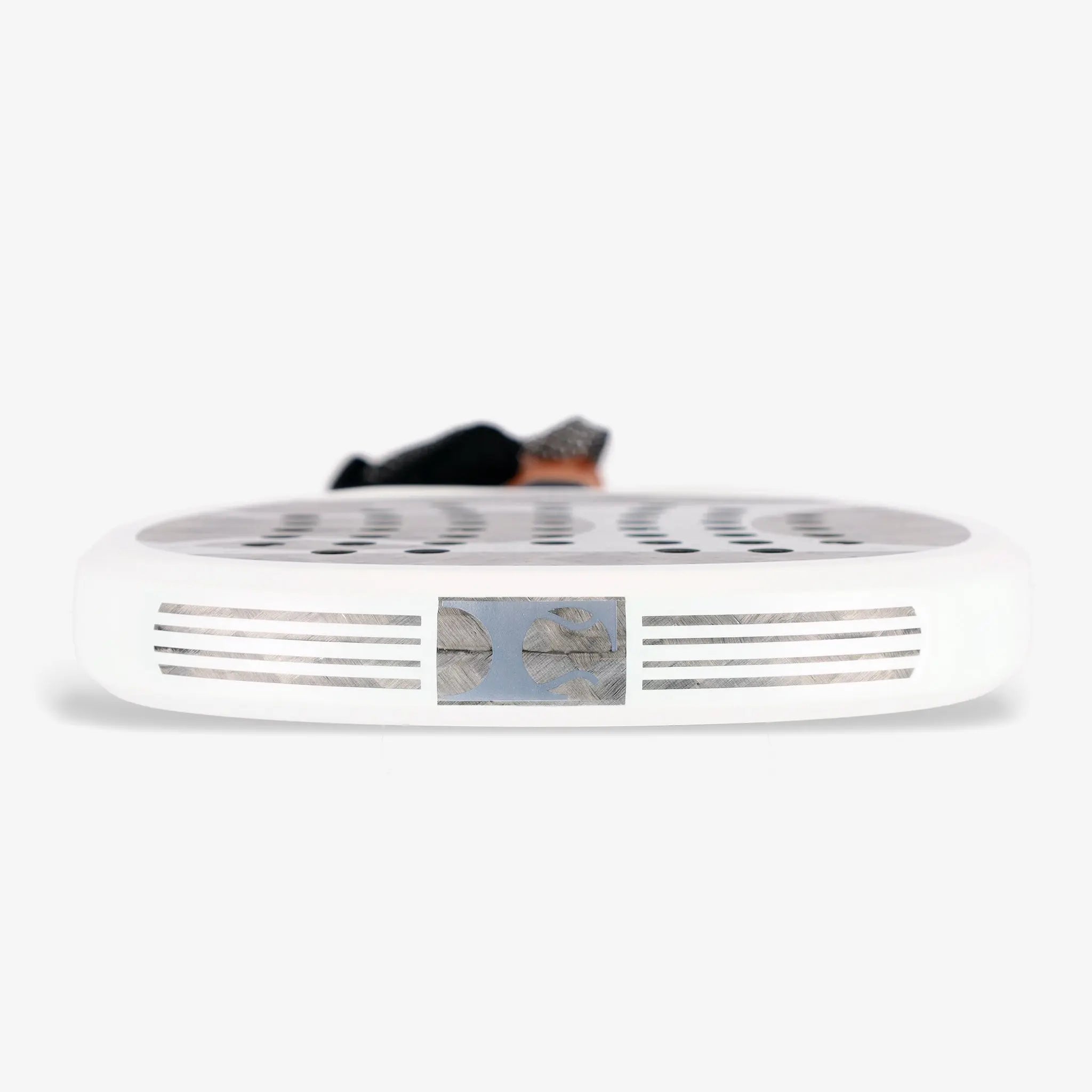 gamma-sterling-padel-racquet-18k-carbon-teardrop image 5