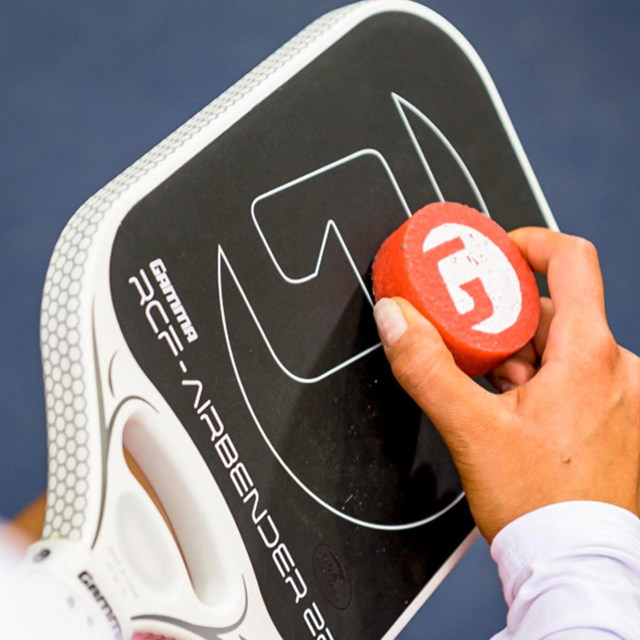 gamma-pickleball-paddle-cleaning-block image 2
